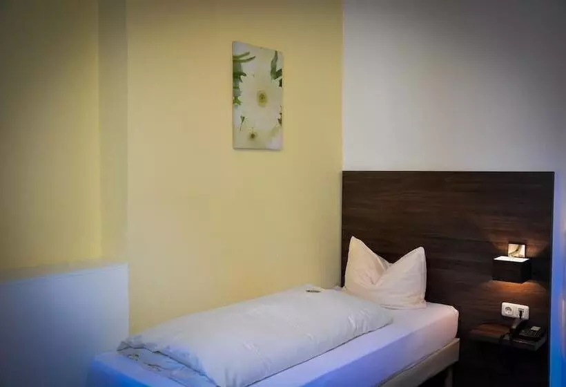 ホテル Am Landeshaus