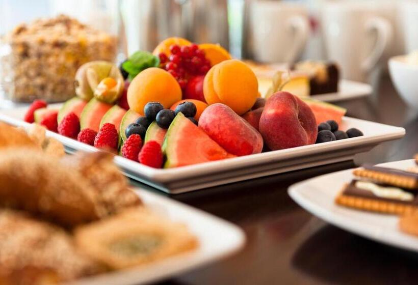 Holiday Inn Dresden - City South, an IHG hotel