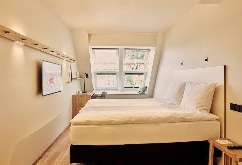 Hotelli Schwabinger Wahrheit By Geisel