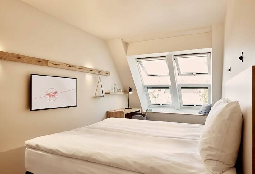 Hotelli Schwabinger Wahrheit By Geisel