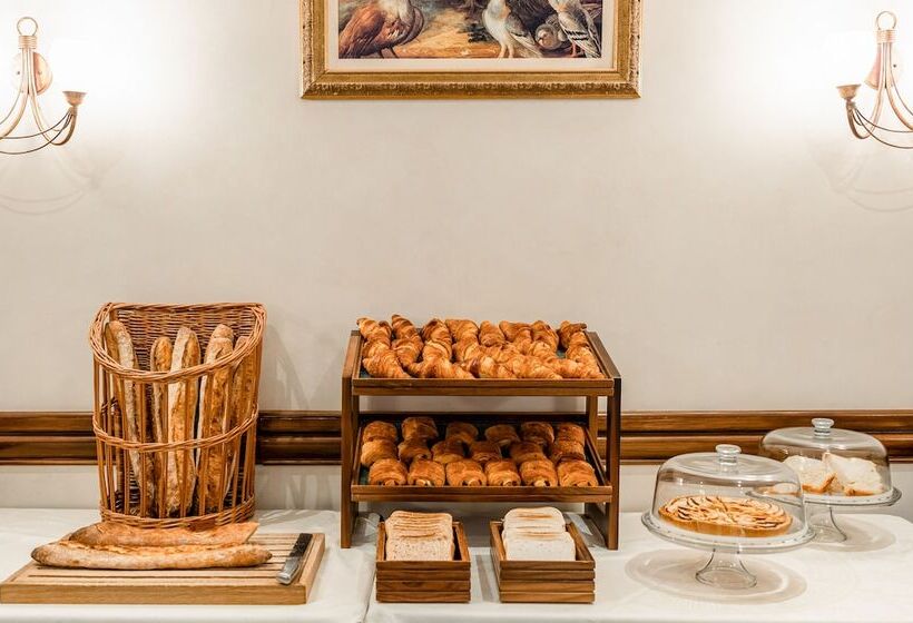 هتل Villa Beaumarchais