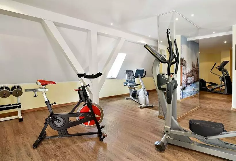 Отель Klösterle Nördlingen