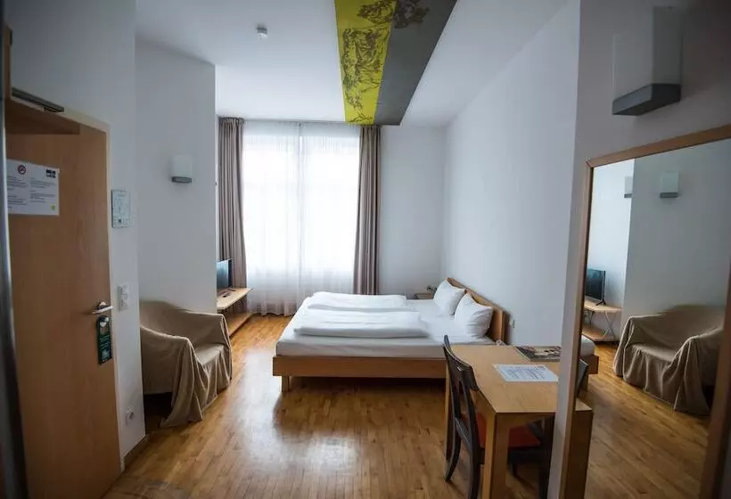 Art Hotel Robert Mayer