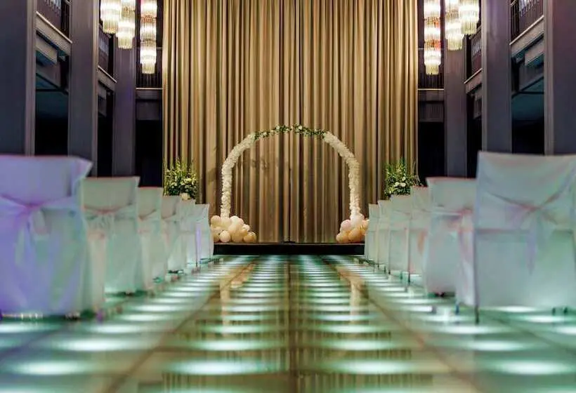 هتل Luc, Autograph Collection