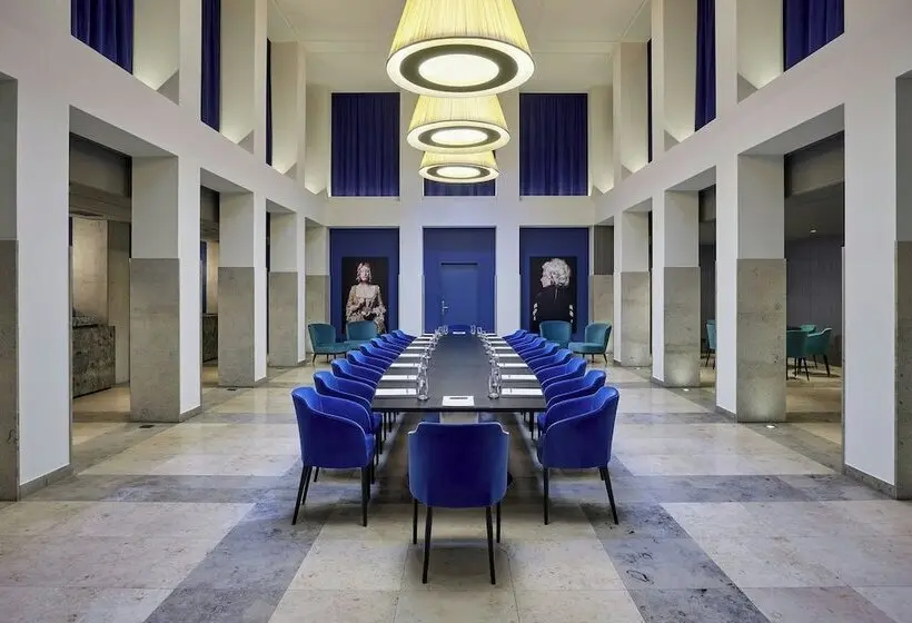 هتل Luc, Autograph Collection