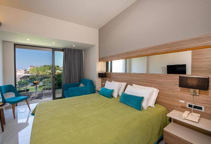 בית מלון כפרי Atrion Resort