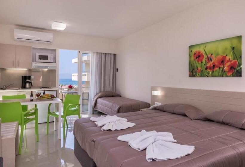 בית מלון כפרי Atrion Resort