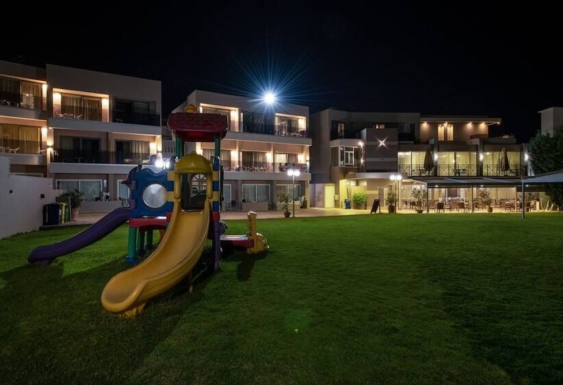 בית מלון כפרי Atrion Resort