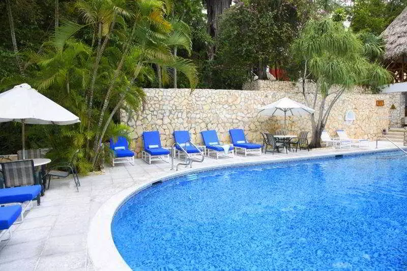هتل Camino Real Tikal