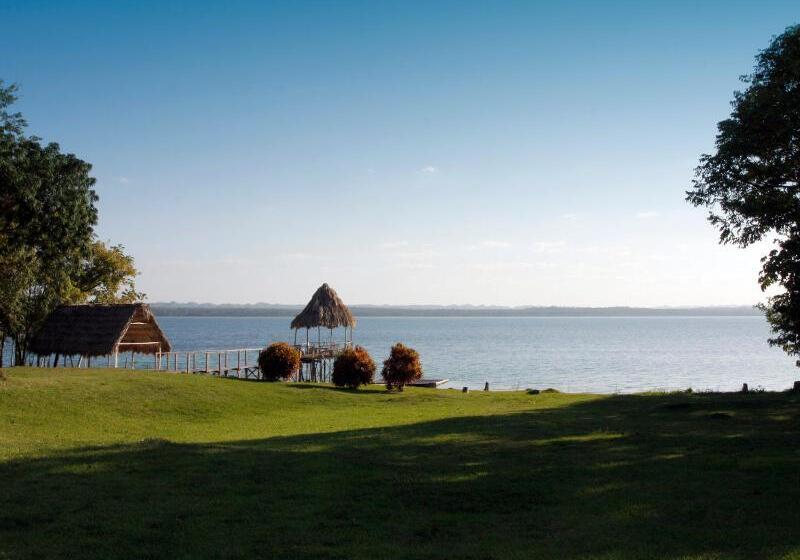 هتل Camino Real Tikal