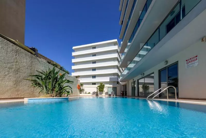 호텔 Manousos City