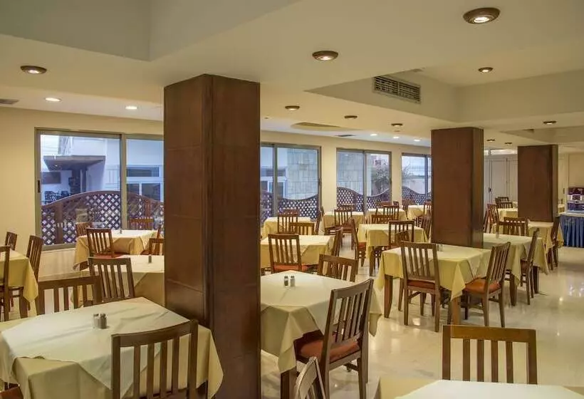 호텔 Manousos City