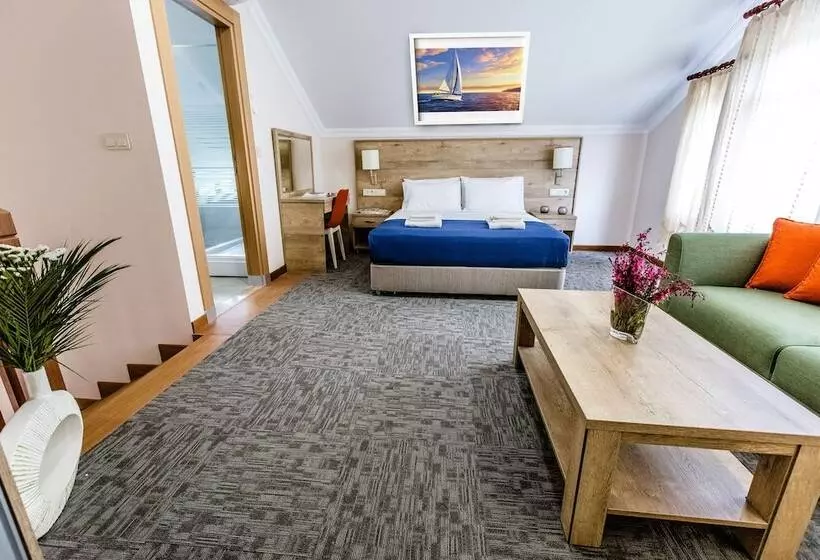 ホテル Club Marma