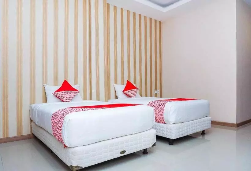 Hotelli Triza By Oyo Rooms