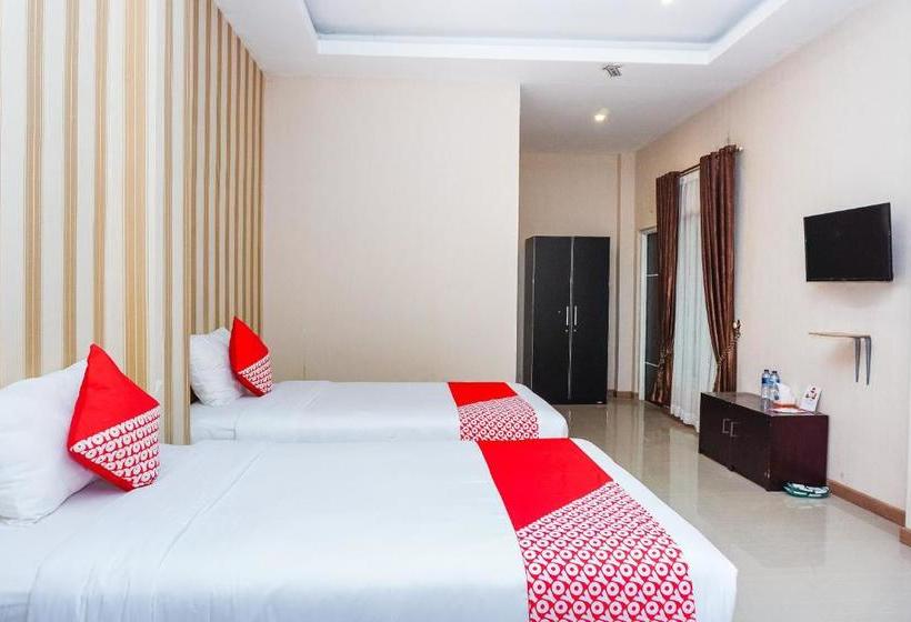 فندق Triza By Oyo Rooms