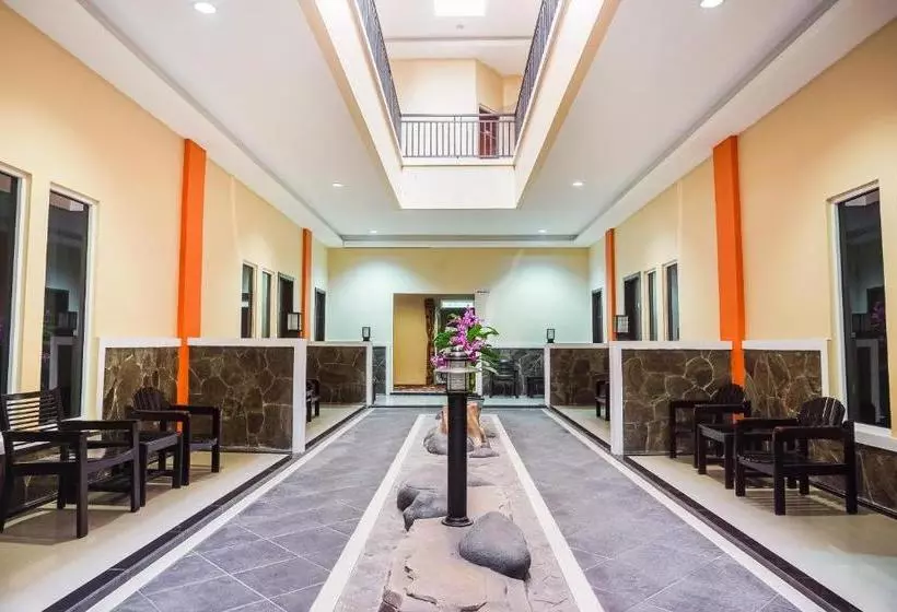 Hotelli Triza By Oyo Rooms