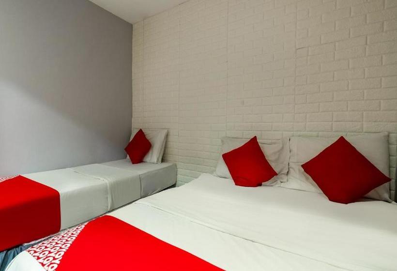 The Green Hotel Cheras Maluri By Oyo Rooms