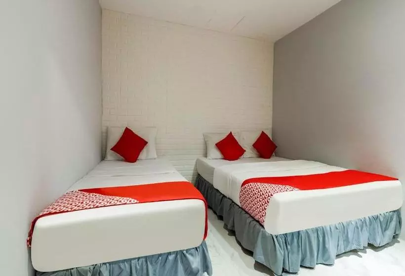 The Green Hotel Cheras Maluri By Oyo Rooms