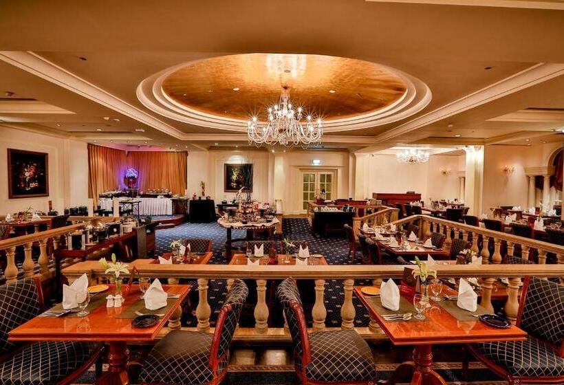 Hotel Crowne Plaza Chennai Adyar Park