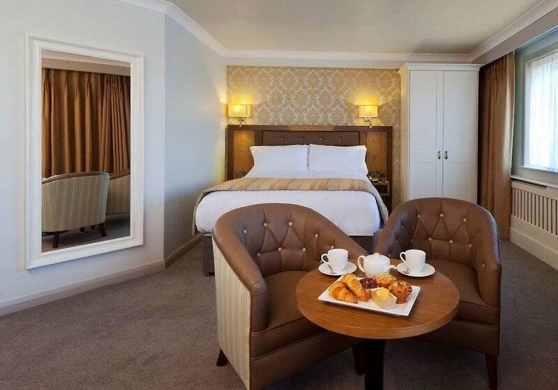 فندق Limerick City