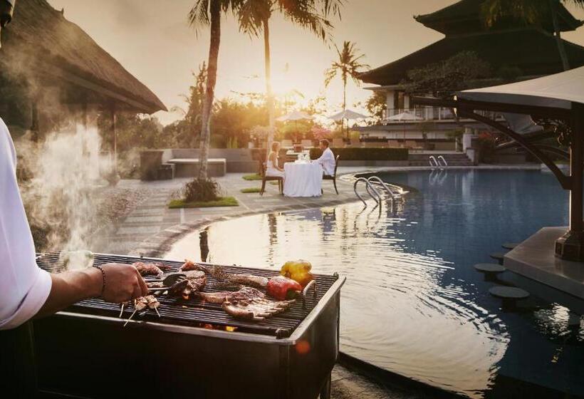 리조트 Kamandalu Ubud