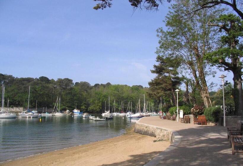 B&b Hotel Vannes Ouest Golfe Du Morbihan