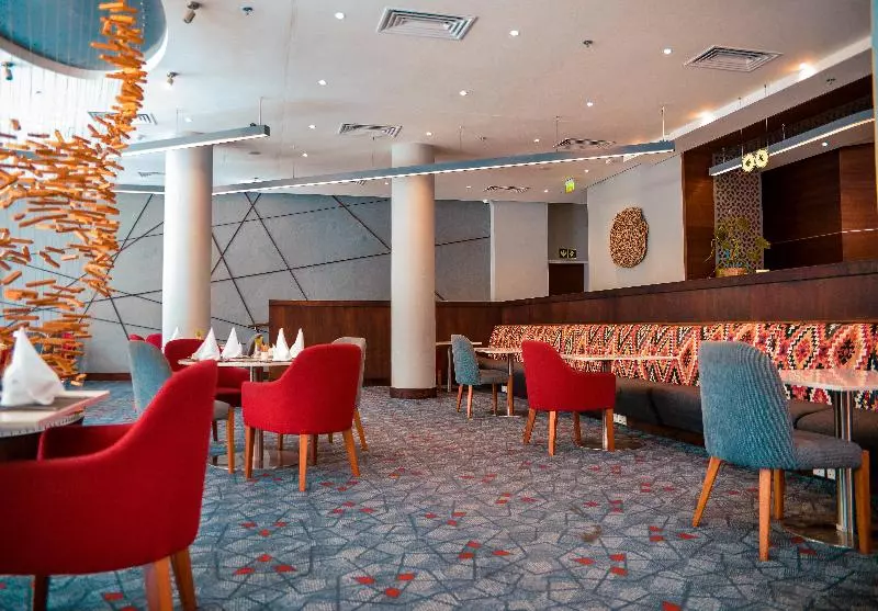 هتل Crowne Plaza   Dar Es Salaam, An Ihg
