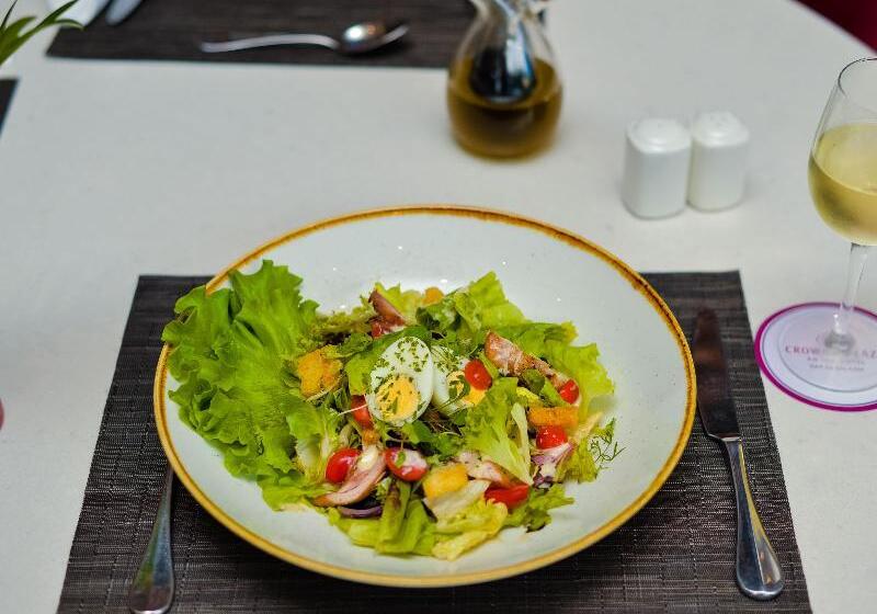 هتل Crowne Plaza Dar Es Salaam, An Ihg