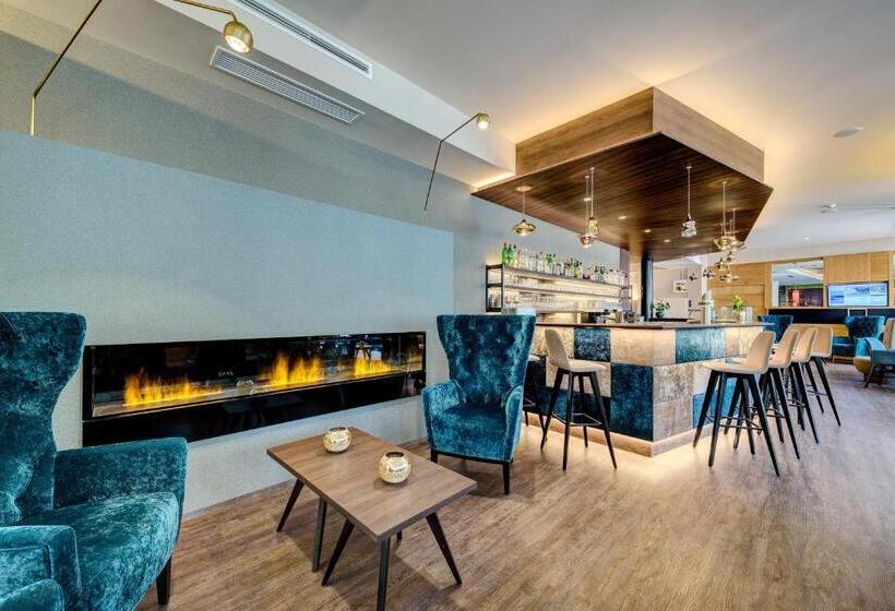 בית מלון כפרי Anatol