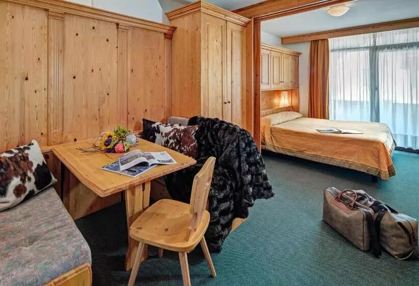 ホテル Cristallino D'ampezzo