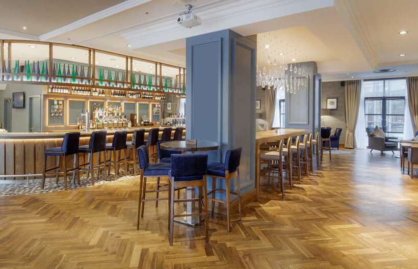 בית מלון כפרי Hilton Dublin