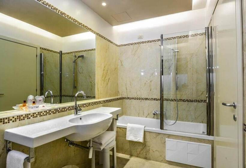 هتل Royal San Marco