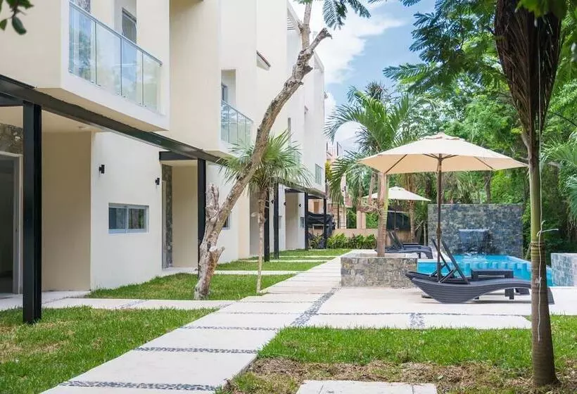 Increíble Estudio En Puerto Aventuras, Condominio Con Alberca # 201