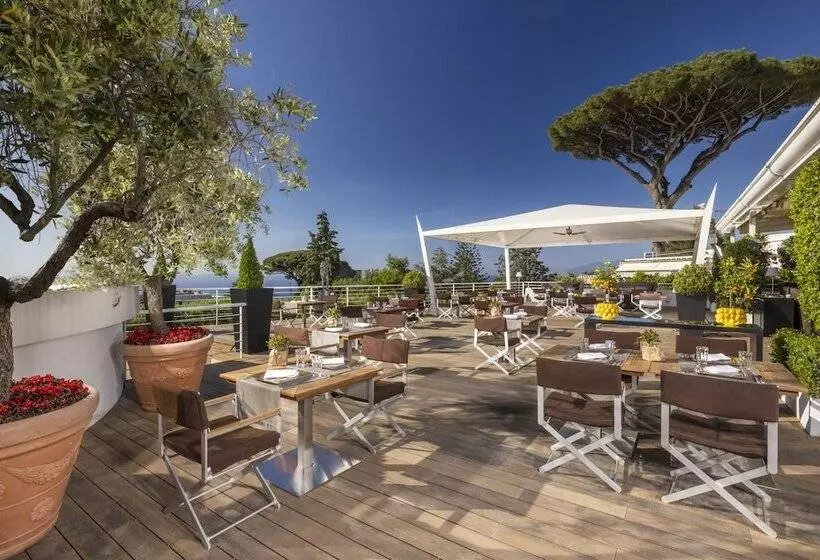 Отель Jumeirah Capri Palace