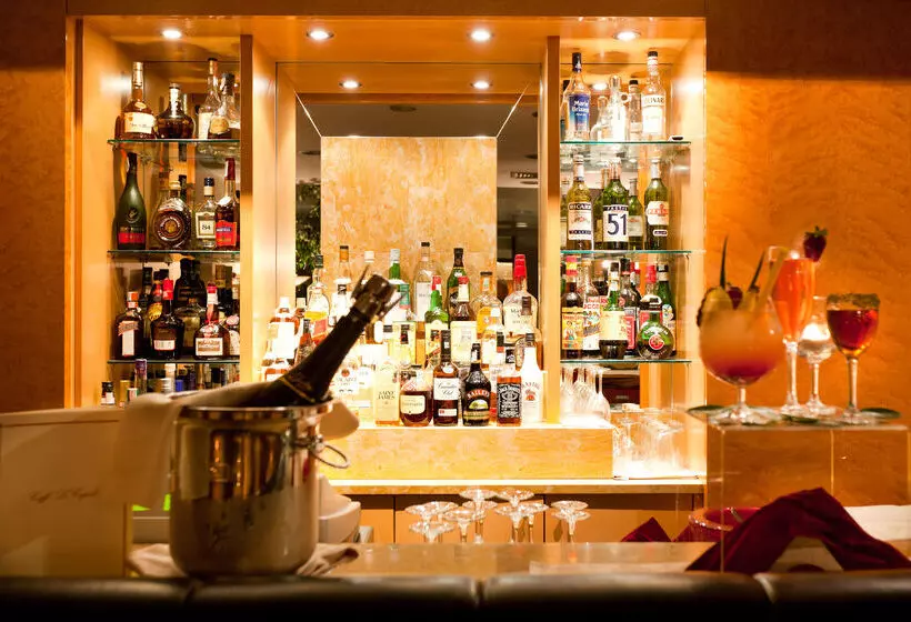 City Life Hotel Poliziano, By R Collection Hotels