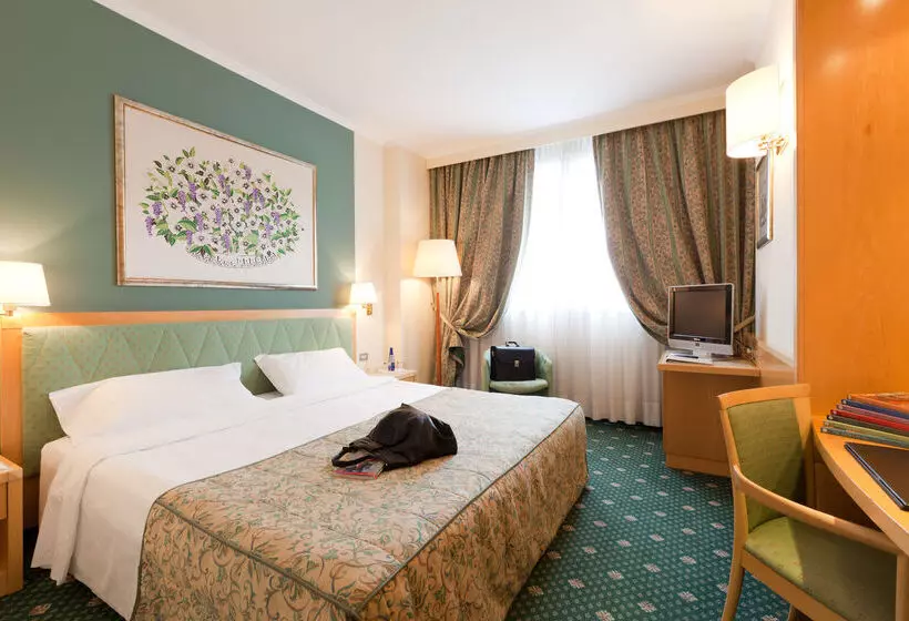 City Life Hotel Poliziano, By R Collection Hotels