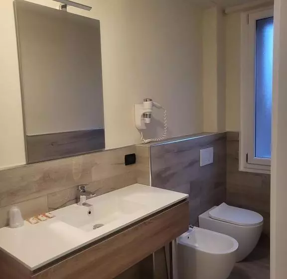 هتل Fiera Wellness & Spa