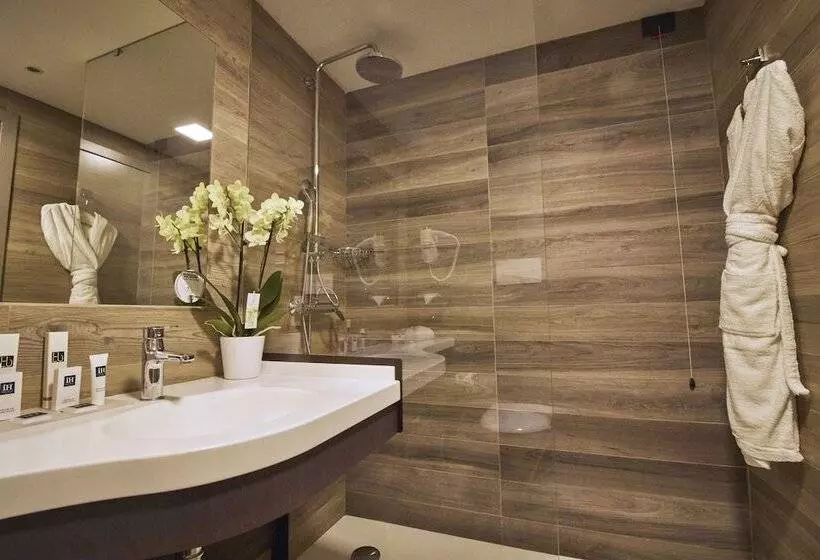 Ih Hotels Milano Lorenteggio