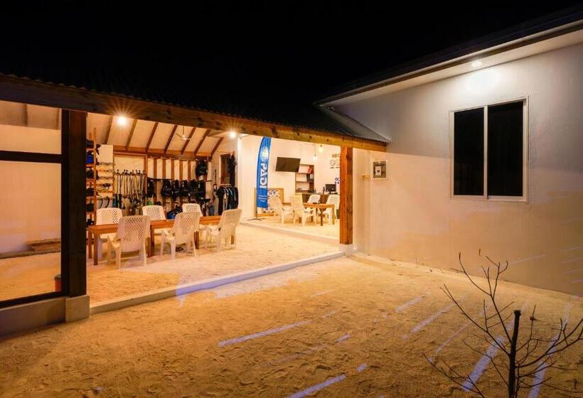 پانسیون Shallow Lagoon Rasdhoo