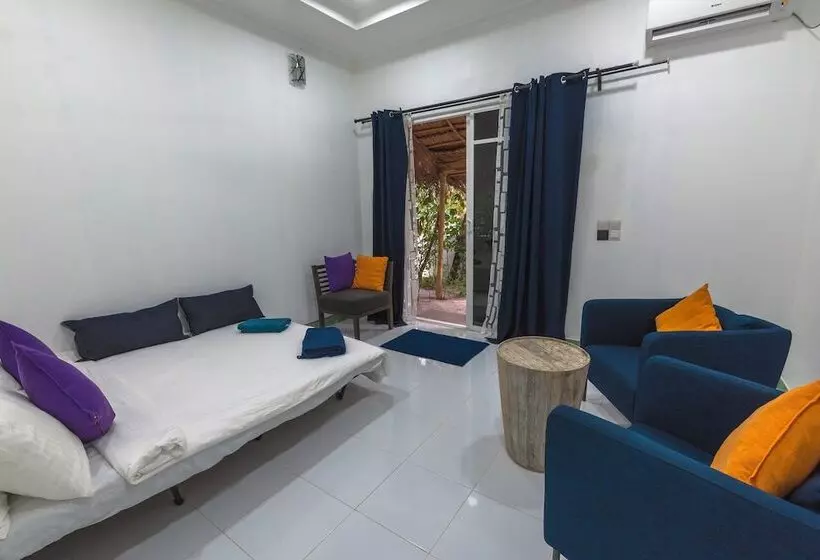 پانسیون Bb Island House Dhigurah