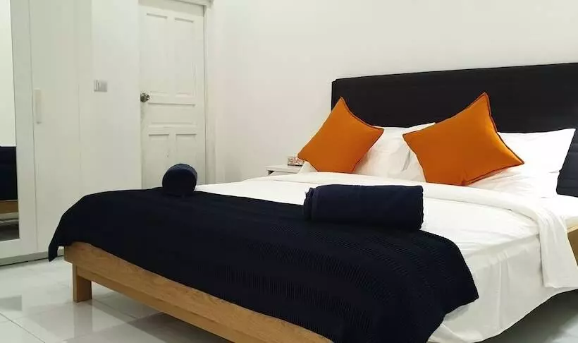 پانسیون Bb Island House Dhigurah