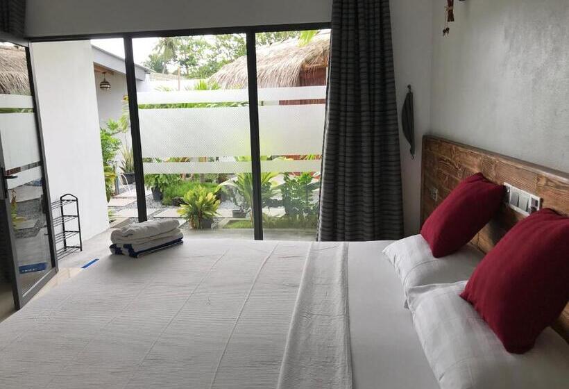 پانسیون Royal Stay Inn