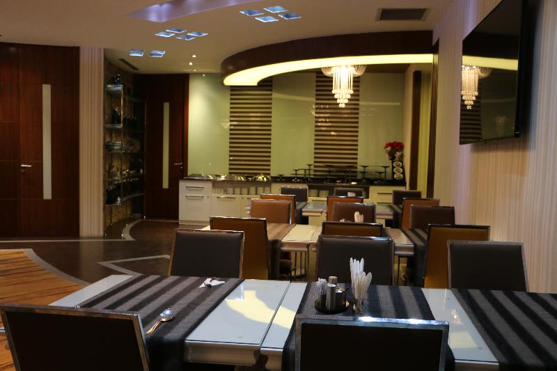 هتل Business Grand