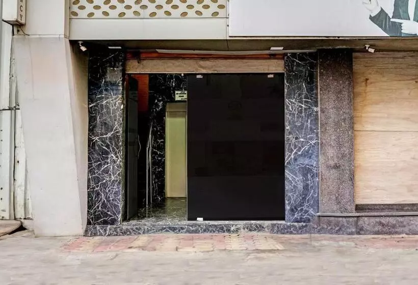 Hotelli O Lotus Residency Near Anand Nagar Metro Station