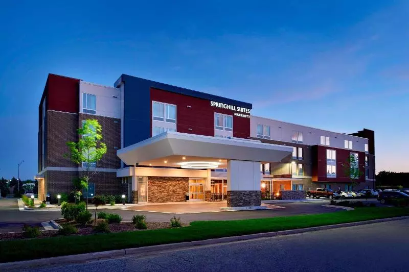 Hotelli Springhill Suites By Marriott Grand Rapids West