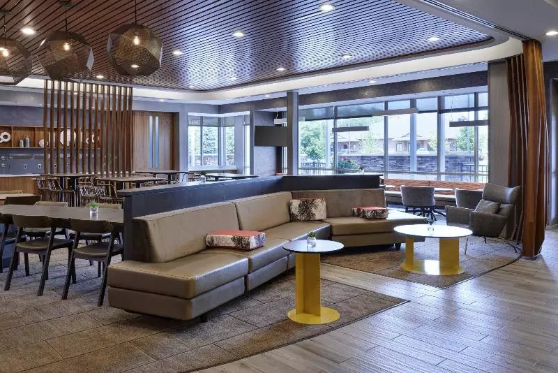 Hotelli Springhill Suites By Marriott Grand Rapids West