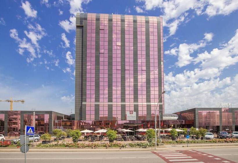 Montresor Hotel Tower