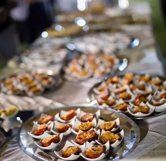 Отель Venafro Palace