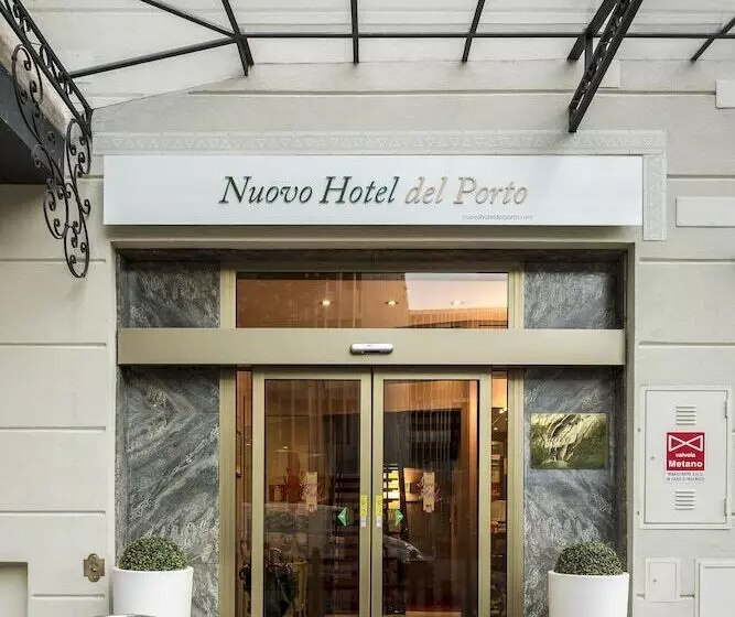 Nuovo Hotel Del Porto