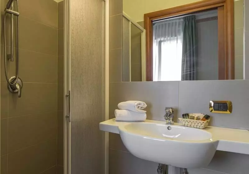 Nuovo Hotel Del Porto